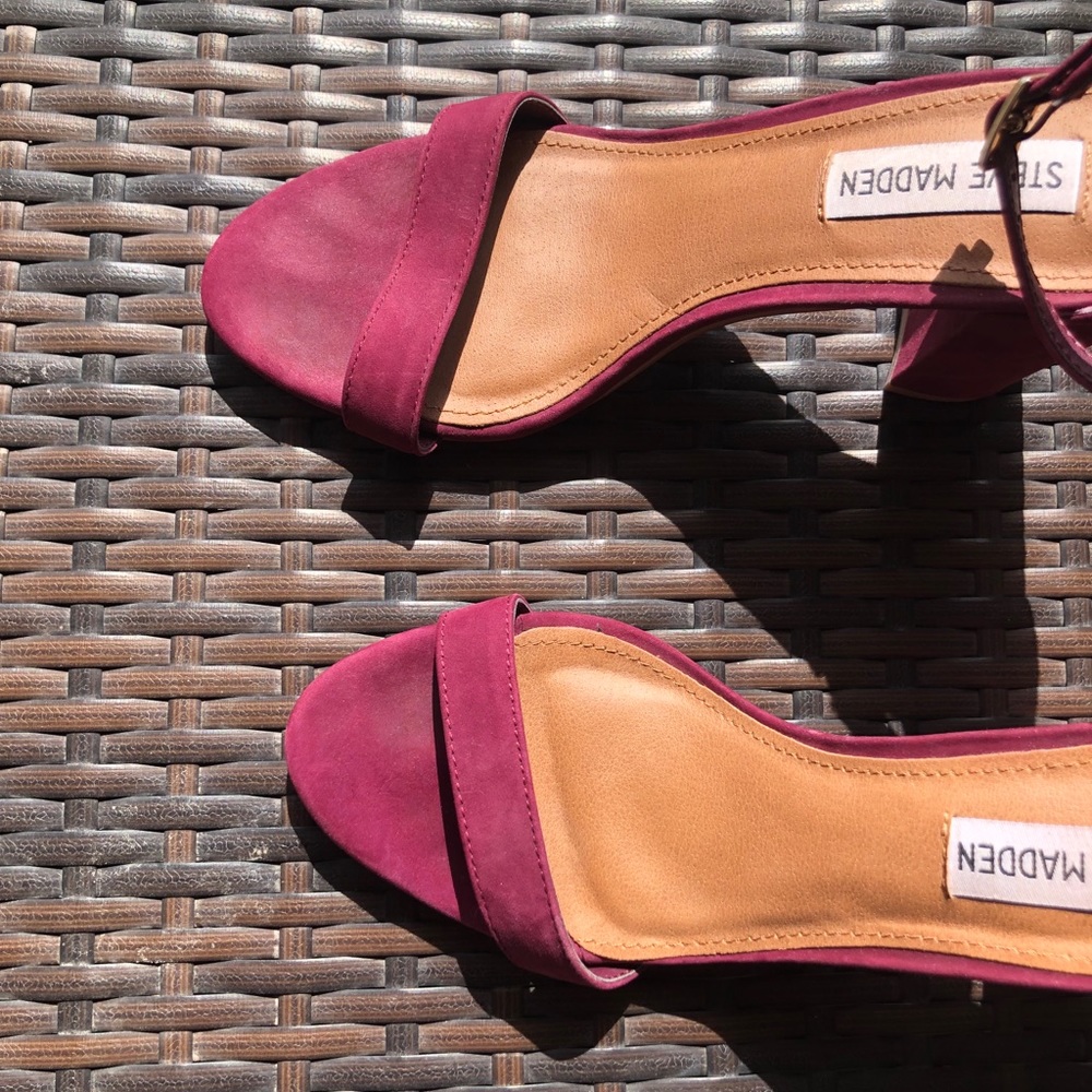 Purple heels - Picture 3 of 4
